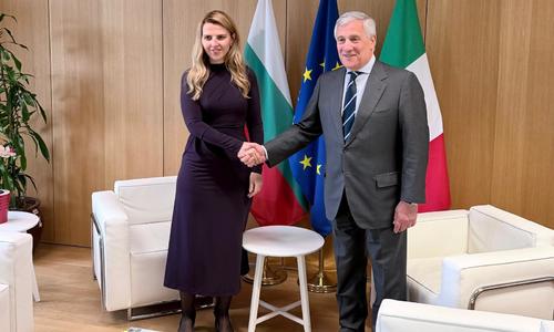 Министър Велислава Петрова проведе среща с италианския външен министър Антонио Таяни